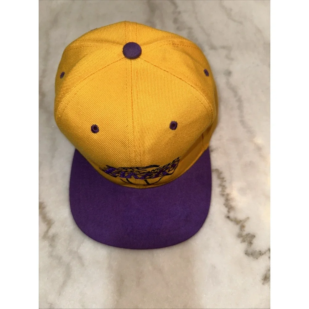 Los Angeles Lakers Snapback‎ Hat Adjustable, Creamy Yellow
